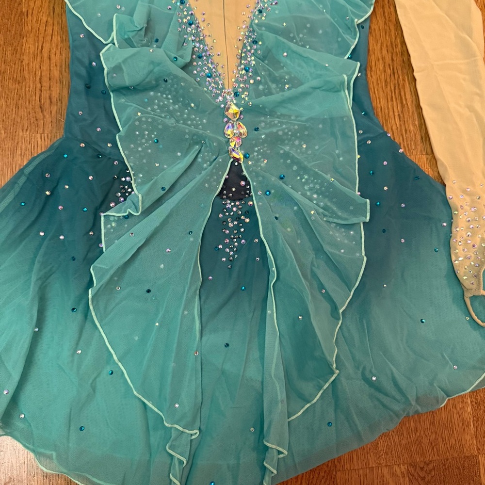 Figure Skating Customized Dress Teal Aqua Ombré Rhinestone Stoned Long Sleeve XS - Picture 8 of 17